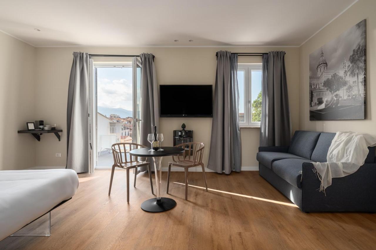 Attico 37 - Queen Room Con Terrazza Privata Palermo Buitenkant foto